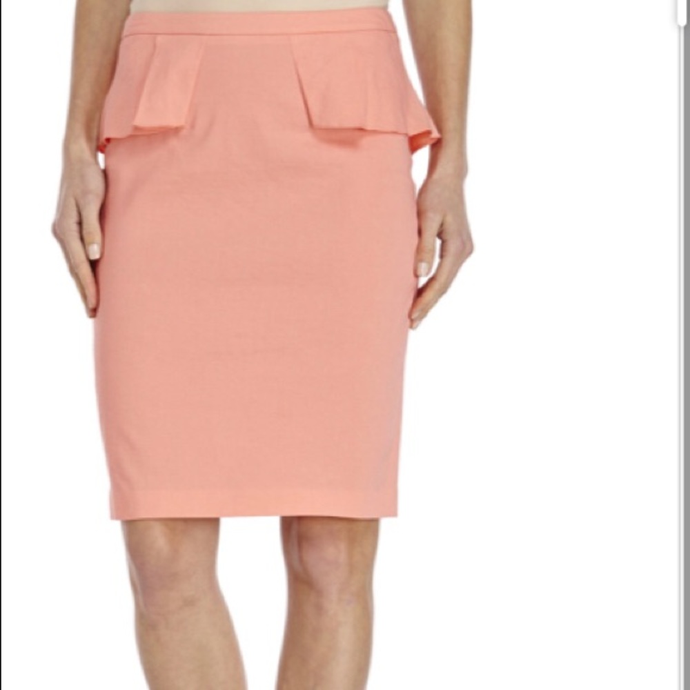 Elie tahari coral/pink peplum skirt US 0/IT 36
